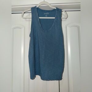 Universal Thread Blue Scoop Neck Tank Top